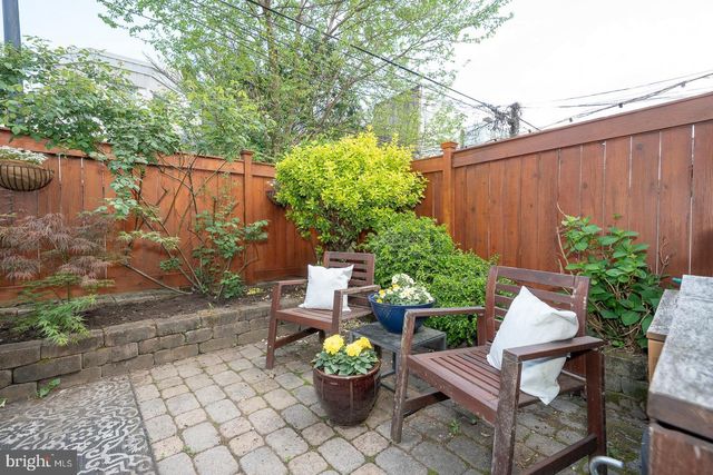 883 N PENNOCK ST, Philadelphia, PA 19130