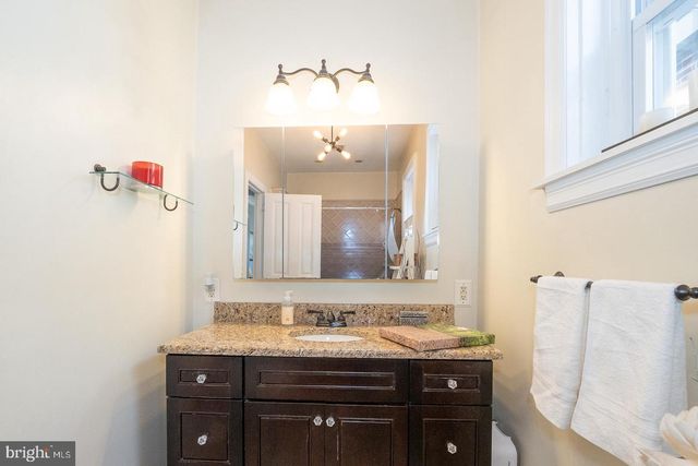 883 N PENNOCK ST, Philadelphia, PA 19130