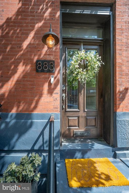 883 N PENNOCK ST, Philadelphia, PA 19130