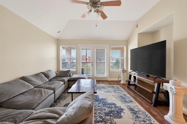 14419 Manorbier Lane, Sugar Land, TX 77498