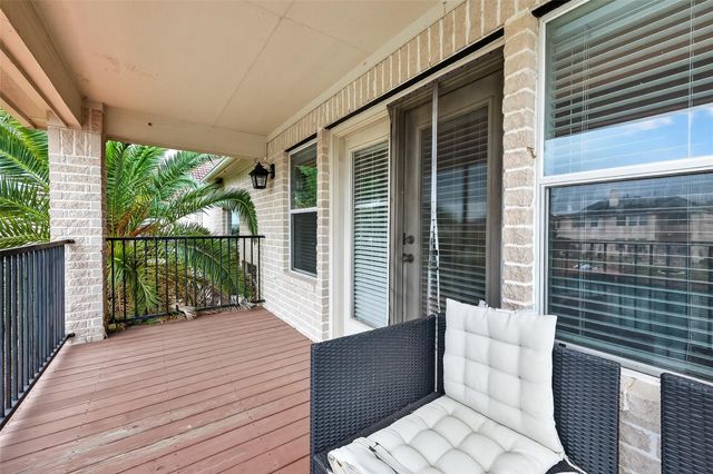 14419 Manorbier Lane, Sugar Land, TX 77498