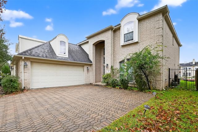 14419 Manorbier Lane, Sugar Land, TX 77498