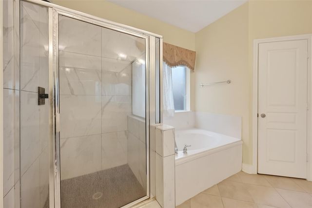 14419 Manorbier Lane, Sugar Land, TX 77498