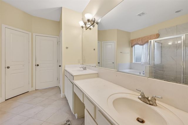 14419 Manorbier Lane, Sugar Land, TX 77498