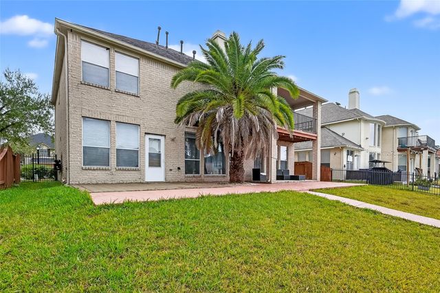 14419 Manorbier Lane, Sugar Land, TX 77498