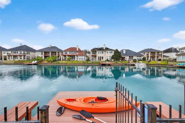 14419 Manorbier Lane, Sugar Land, TX 77498