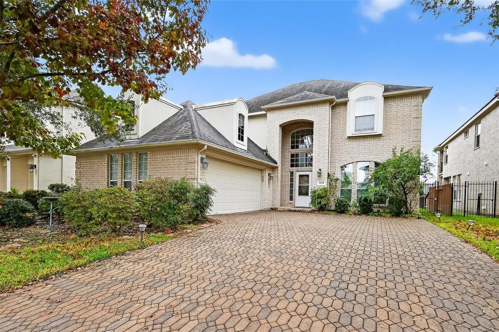 14419 Manorbier Lane, Sugar Land, TX 77498