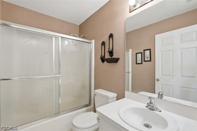 4112 10th ST W, Lehigh Acres, FL 33971
