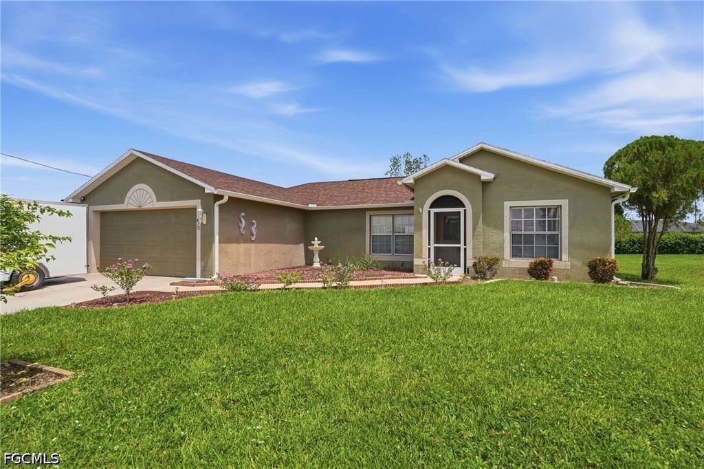 4112 10th ST W, Lehigh Acres, FL 33971