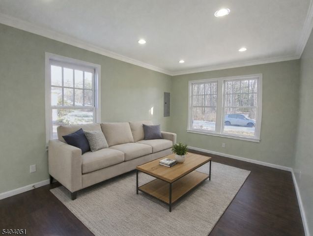 27 Forest Rd, Mount Olive Twp., NJ 07828