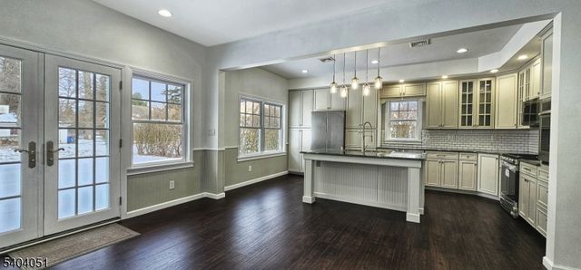 27 Forest Rd, Mount Olive Twp., NJ 07828