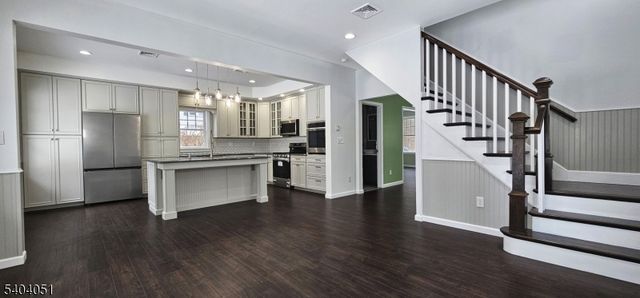 27 Forest Rd, Mount Olive Twp., NJ 07828