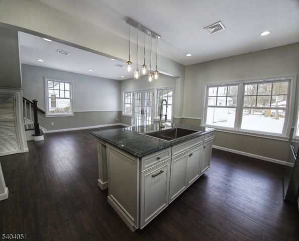 27 Forest Rd, Mount Olive Twp., NJ 07828