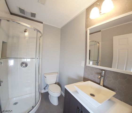 27 Forest Rd, Mount Olive Twp., NJ 07828