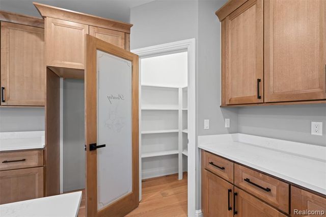 2185 Heidi Drive, Addison, MI 48370