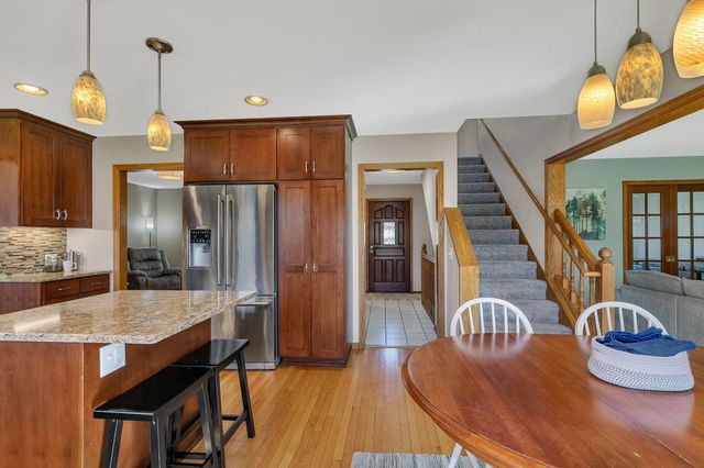 13937 95th Avenue N, Maple Grove, MN 55369