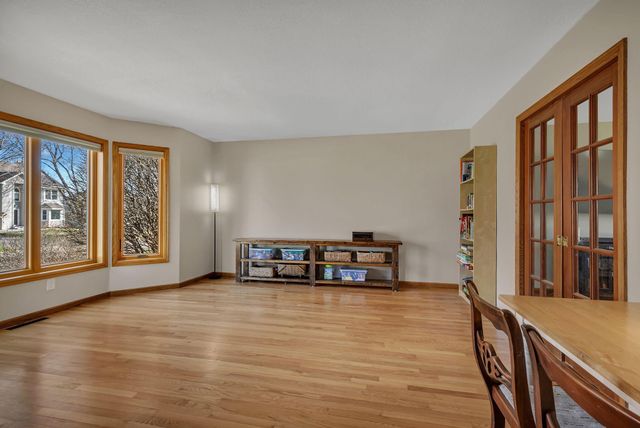 13937 95th Avenue N, Maple Grove, MN 55369