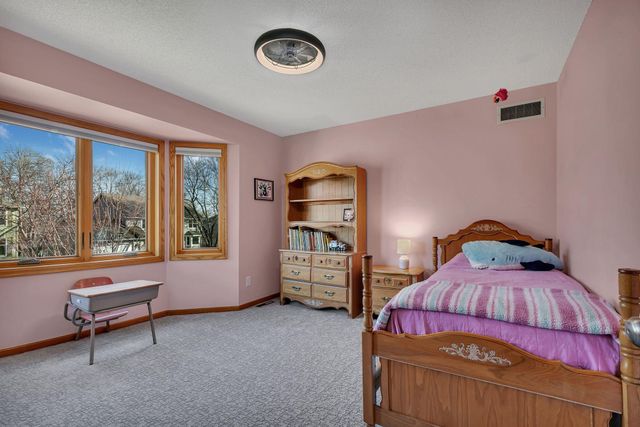 13937 95th Avenue N, Maple Grove, MN 55369