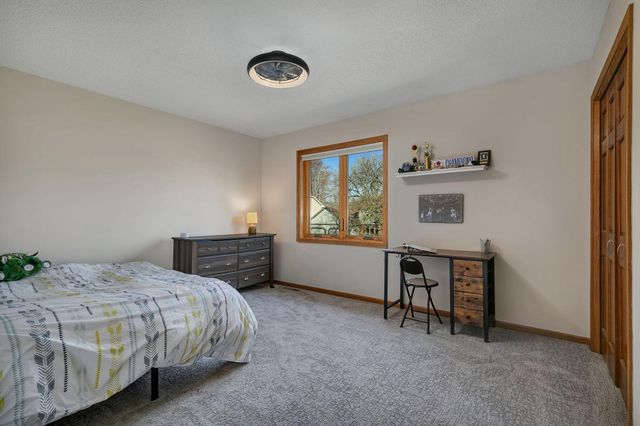 13937 95th Avenue N, Maple Grove, MN 55369