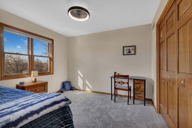 13937 95th Avenue N, Maple Grove, MN 55369