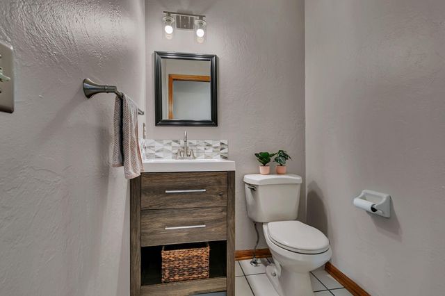 13937 95th Avenue N, Maple Grove, MN 55369