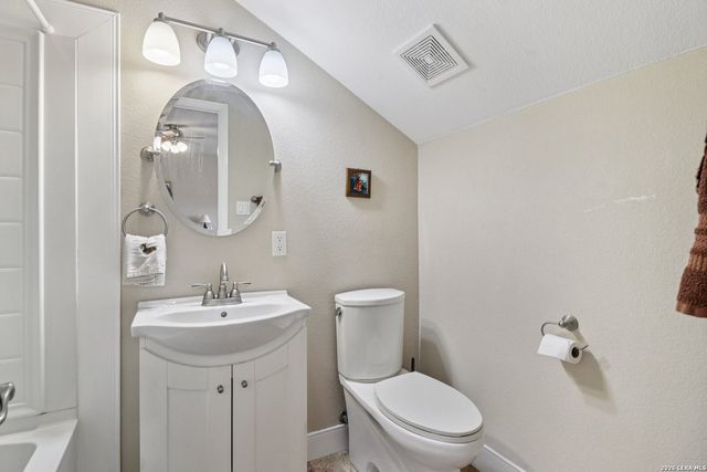 113 SPRINGBRANCH DR, Kerrville, TX 78028