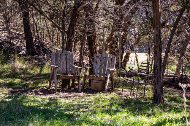 113 SPRINGBRANCH DR, Kerrville, TX 78028