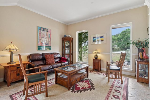 113 SPRINGBRANCH DR, Kerrville, TX 78028