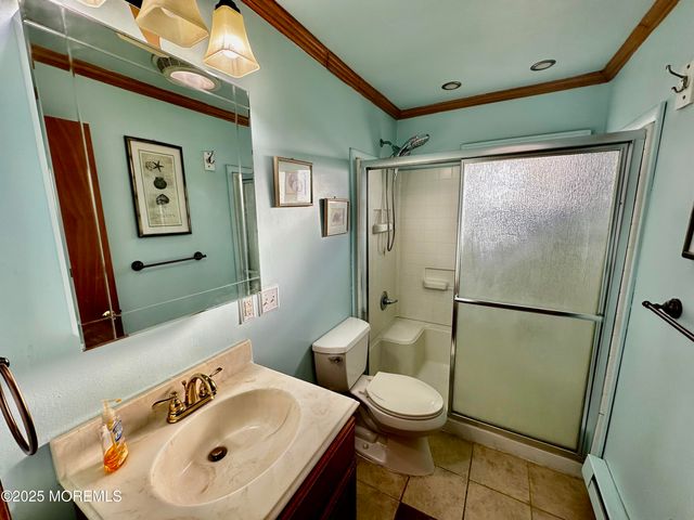 29 Sherwood Lane, Toms River, NJ 08757