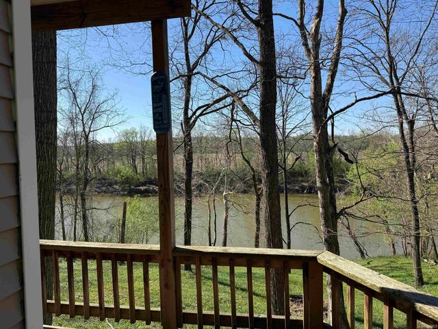 11686 E State Road 450, Shoals, IN 47581