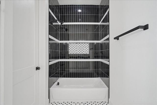 2511 Grant Michael Trail, Waxahachie, TX 75167