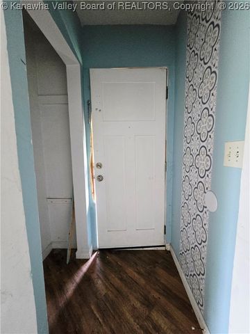 1619 Livingston Avenue, Charleston, WV 25387