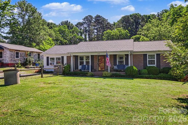 4744 Hickory Grove Road, Mount Holly, NC 28120