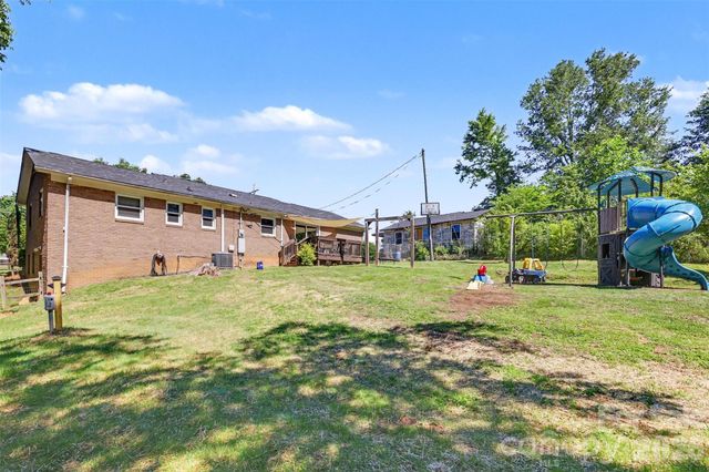 4744 Hickory Grove Road, Mount Holly, NC 28120