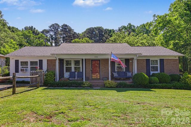 4744 Hickory Grove Road, Mount Holly, NC 28120