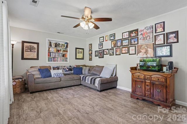 4744 Hickory Grove Road, Mount Holly, NC 28120