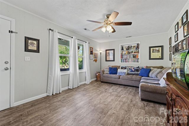 4744 Hickory Grove Road, Mount Holly, NC 28120