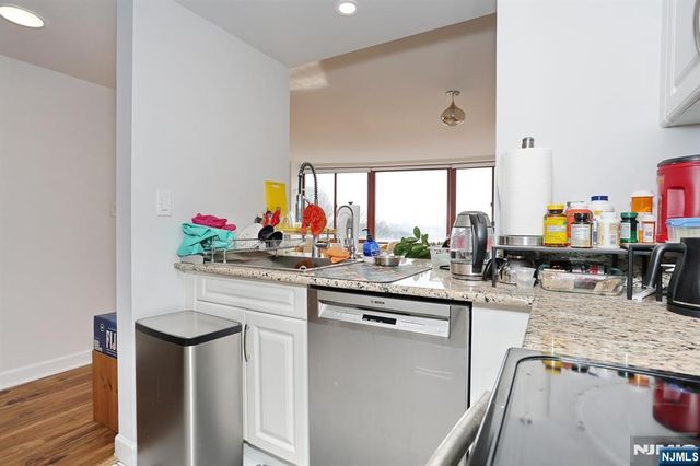 100 Old Palisade Road 1013, Fort Lee, NJ 07024