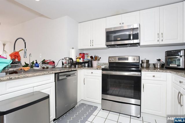 100 Old Palisade Road 1013, Fort Lee, NJ 07024