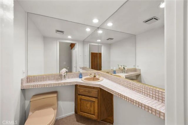 5895 Jadeite Avenue, Rancho Cucamonga, CA 91737