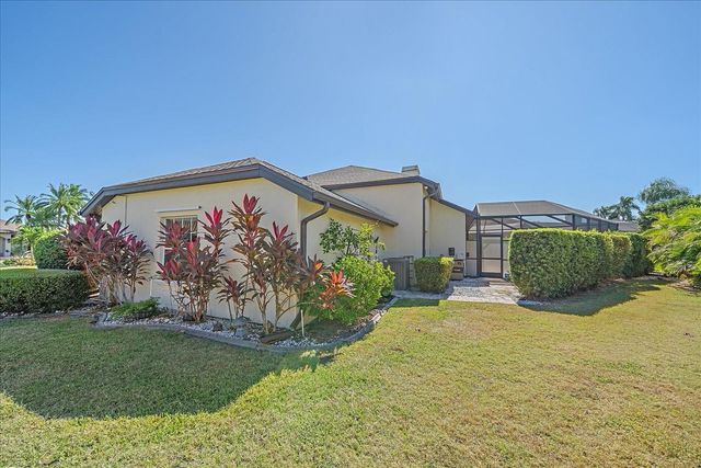 4333 PRESIDENTIAL AVENUE CIRCLE E, Bradenton, FL 34203