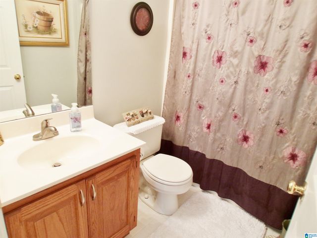 2608 OAK VILLAGE DRIVE, Anniston, AL 36207