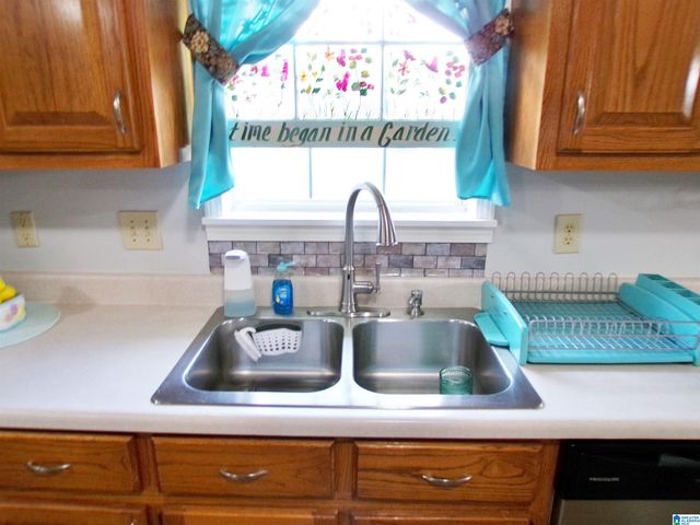 2608 OAK VILLAGE DRIVE, Anniston, AL 36207