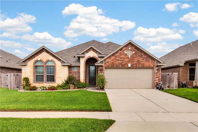 2226 Pajaro Lane, Corpus Christi, TX 78414