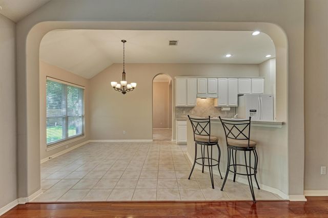 930 Arbor Pine, Tomball, TX 77375