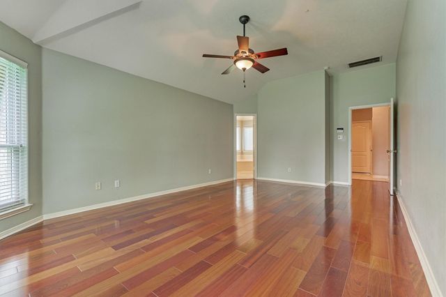 930 Arbor Pine, Tomball, TX 77375