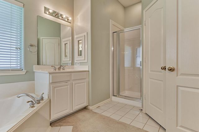 930 Arbor Pine, Tomball, TX 77375