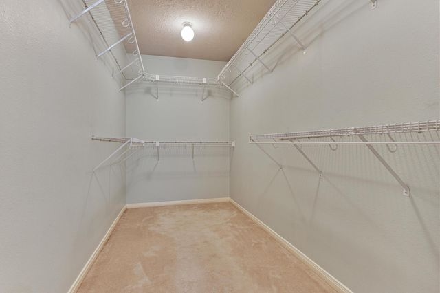 930 Arbor Pine, Tomball, TX 77375