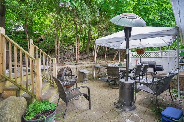 264 E Main St, Chicopee, MA 01020