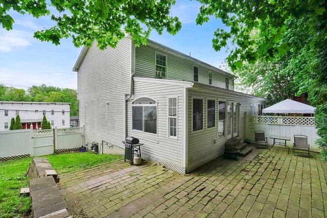 264 E Main St, Chicopee, MA 01020